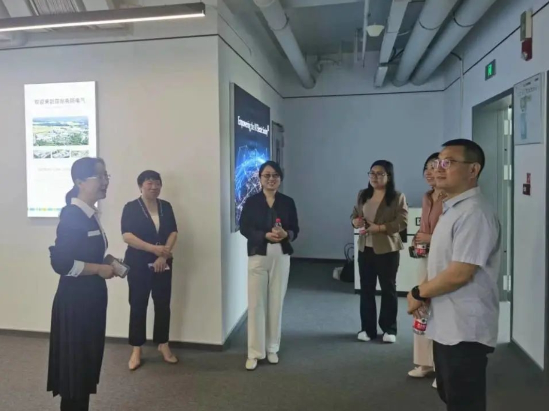 京津科技谷-精品无码国产自产野外拍-国产欧美日本一区二区-777777777少妇流水视频-日本理论片午午伦夜理片2024-亚洲第一免费视频-麻豆久久五月综合-亚洲变态另类专区丝袜自拍-97天堂国产在线观看产业园领导带队赴南京菲尼克斯考察交流(图3)