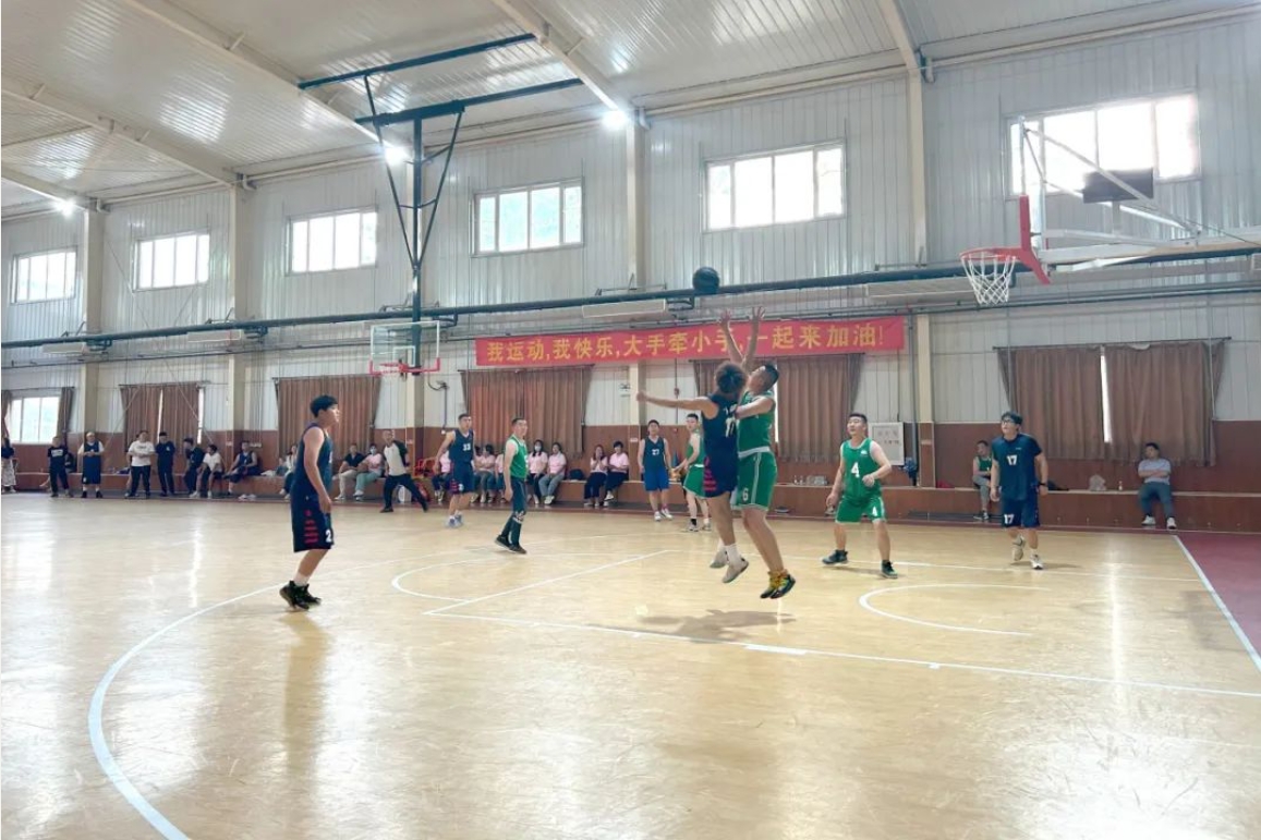 精彩“篮”不住！京津科技谷-精品无码国产自产野外拍-国产欧美日本一区二区-777777777少妇流水视频-日本理论片午午伦夜理片2024-亚洲第一免费视频-麻豆久久五月综合-亚洲变态另类专区丝袜自拍-97天堂国产在线观看2024年企业职工篮球赛圆满结束(图3)