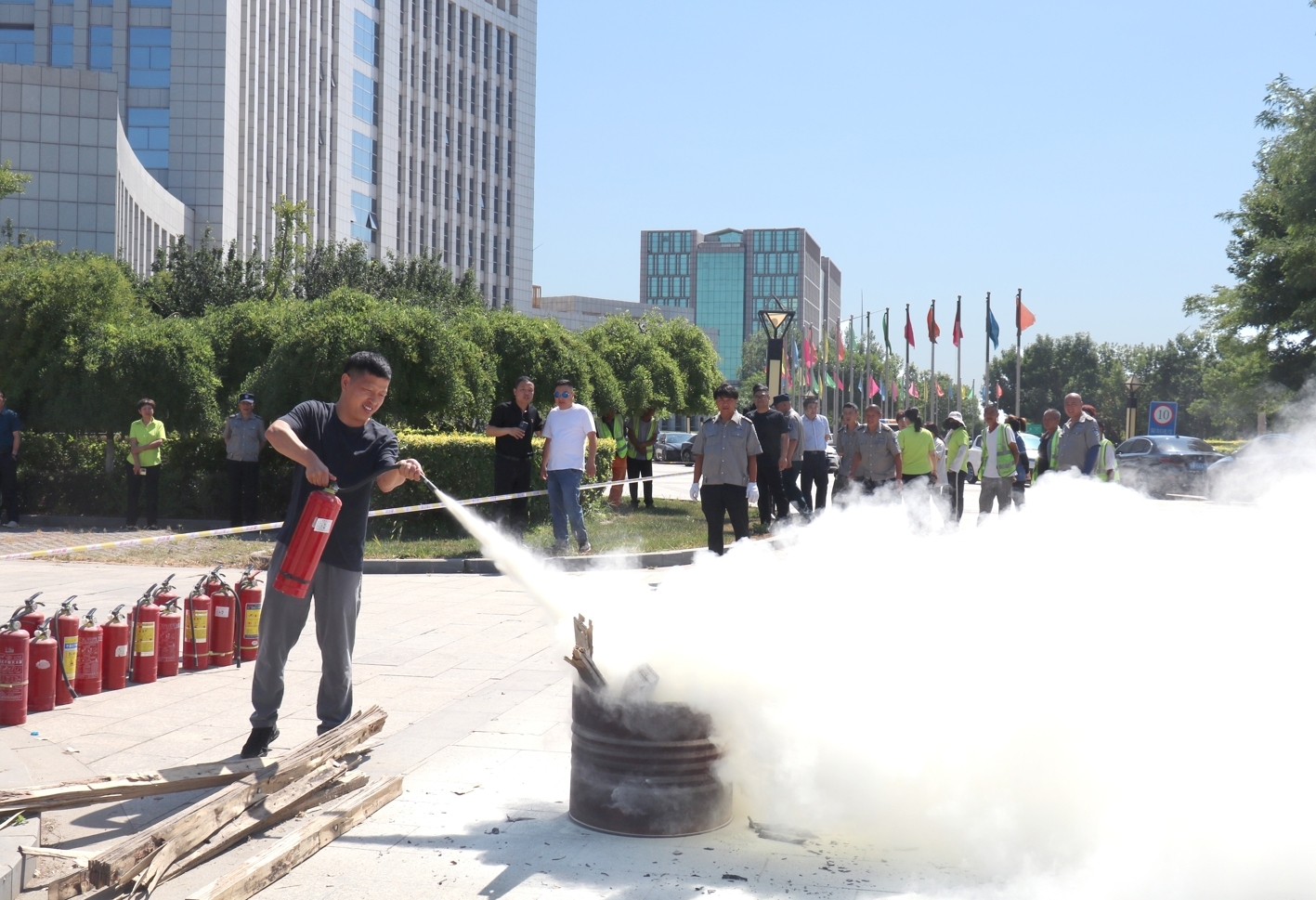 【安全生产月】“培训+演习”，京津科技谷-精品无码国产自产野外拍-国产欧美日本一区二区-777777777少妇流水视频-日本理论片午午伦夜理片2024-亚洲第一免费视频-麻豆久久五月综合-亚洲变态另类专区丝袜自拍-97天堂国产在线观看消防安全进行时！(图3)