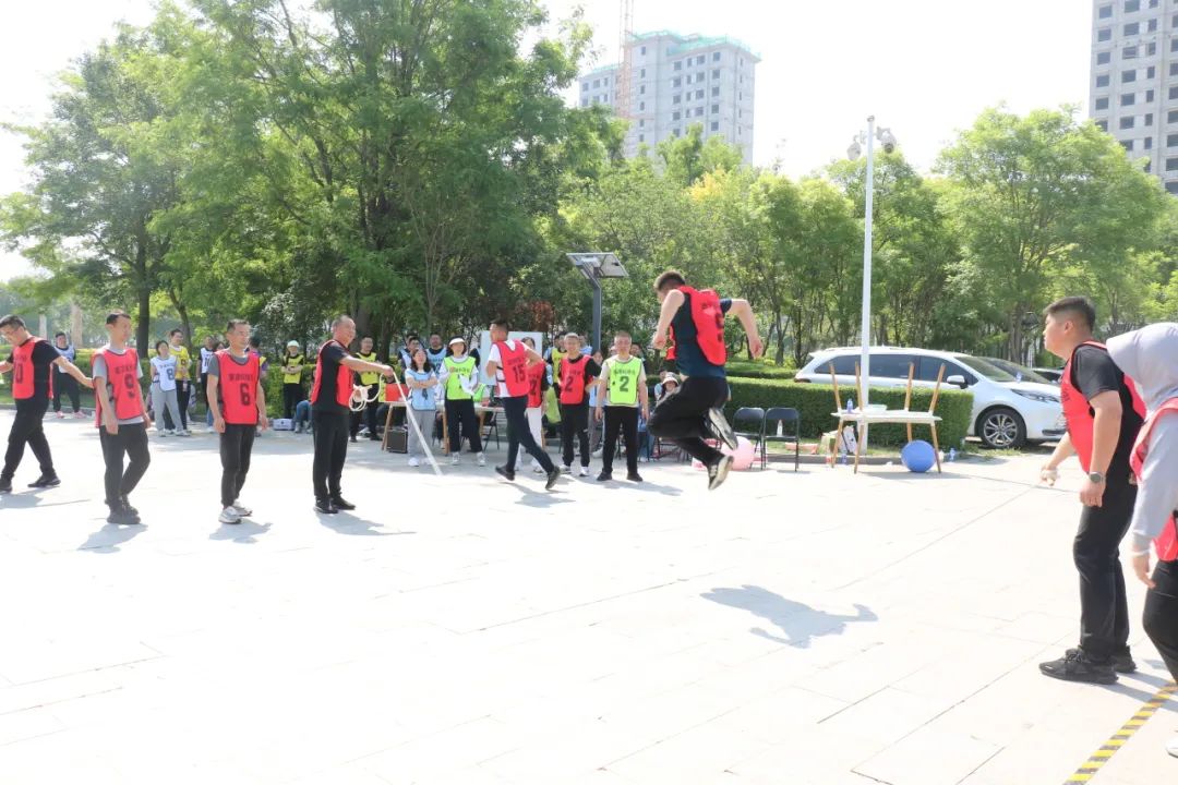 趣享运动，协进新程|这场趣味运动会嗨翻全场！(图11)