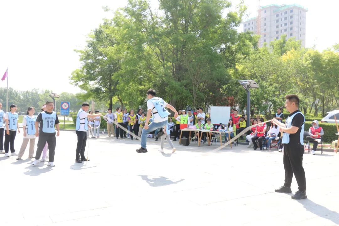 趣享运动，协进新程|这场趣味运动会嗨翻全场！(图12)
