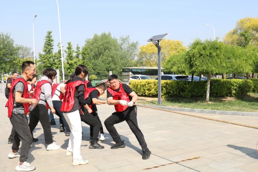 【党建领航促发展】趣享运动，协进新程|这场趣味运动会嗨翻全场(图5)