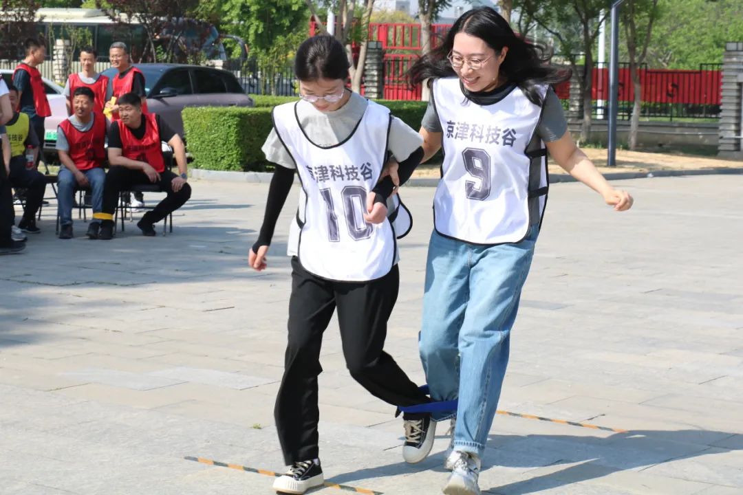 【党建领航促发展】趣享运动，协进新程|这场趣味运动会嗨翻全场(图7)