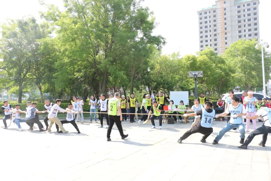 趣享运动，协进新程|这场趣味运动会嗨翻全场！(图4)